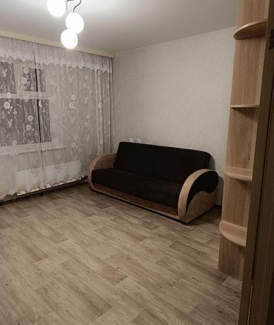 Сдаётся 1-комнатная квартира, 42 м²