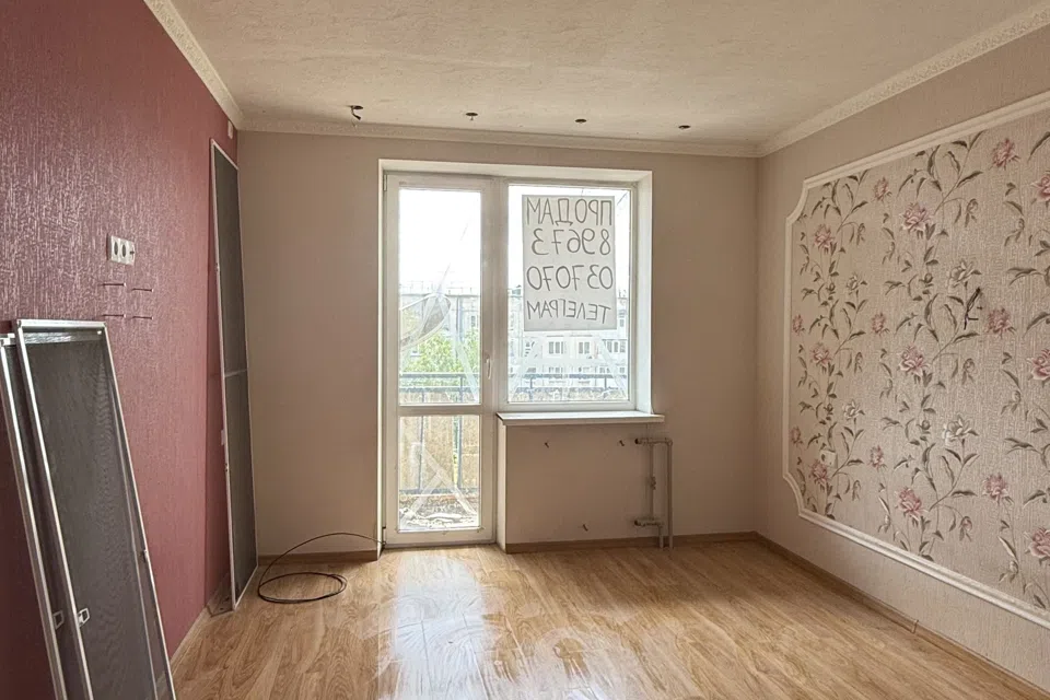 Продаётся 3-комнатная квартира, 65 м²