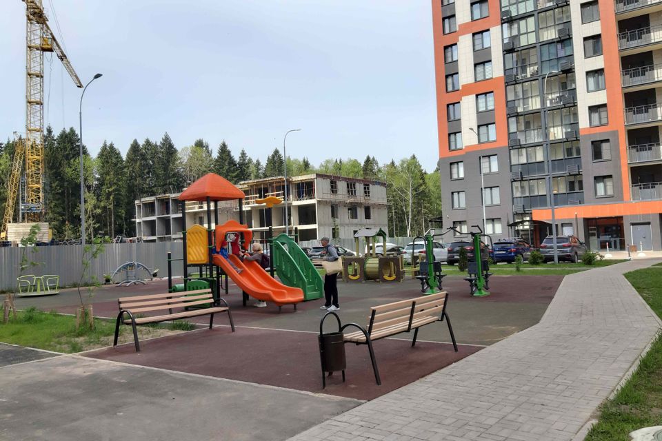 Продаётся 1-комнатная квартира, 38.1 м²