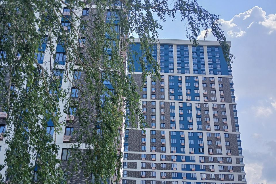 Продаётся 1-комнатная квартира, 43.6 м²