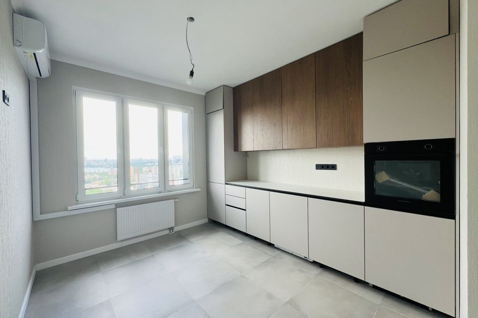 Продаётся 1-комнатная квартира, 38 м²