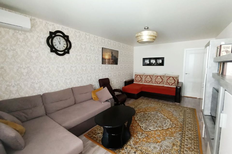 Продаётся 2-комнатная квартира, 61.7 м²