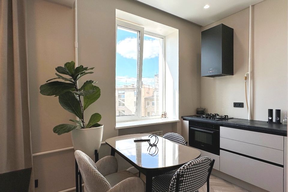 Продаётся 2-комнатная квартира, 56.9 м²