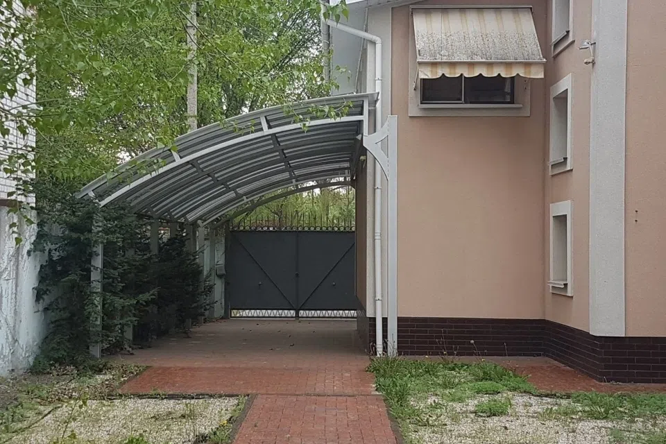 Продаётся 2-этажный дом, 231 м²