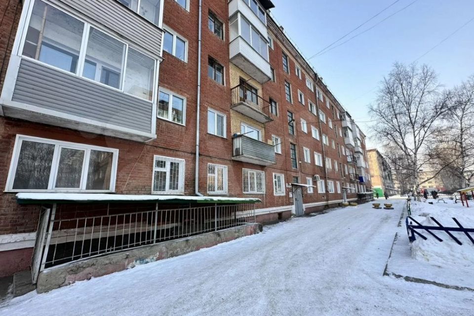Продаётся 2-комнатная квартира, 2000 м²