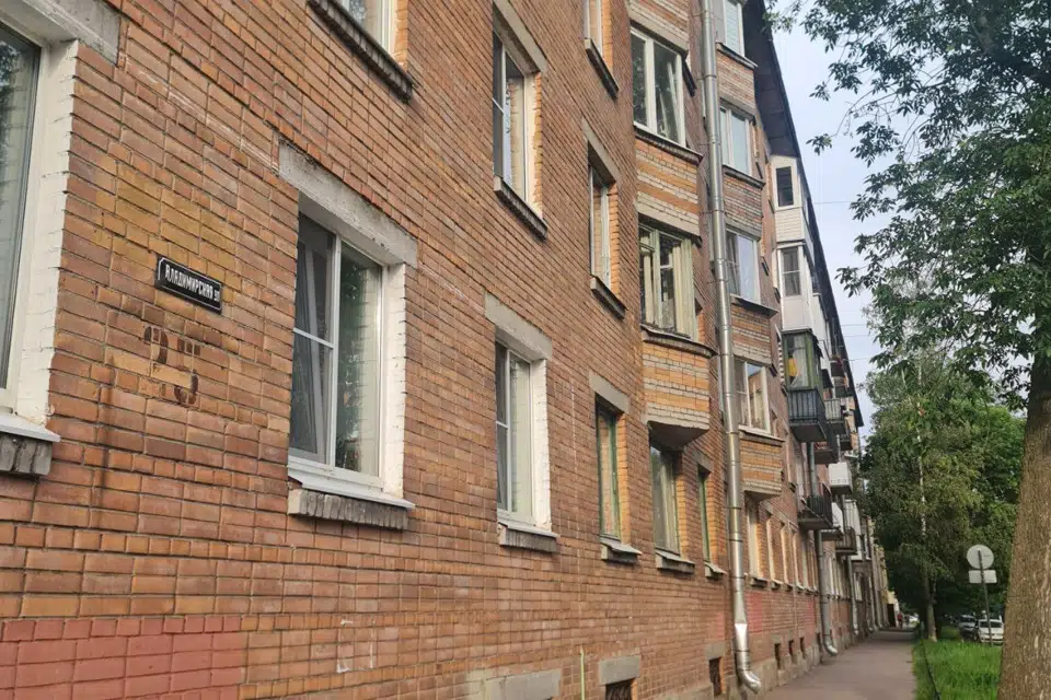 Сдаётся помещение своб. назначения, 167.9 м²
