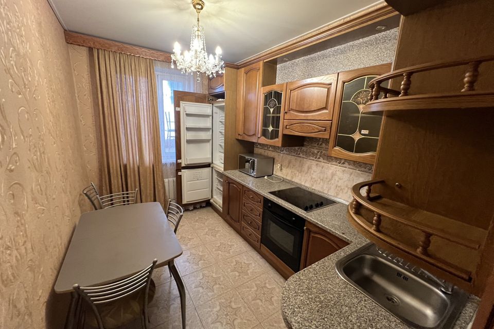 Сдаётся 2-комнатная квартира, 60 м²