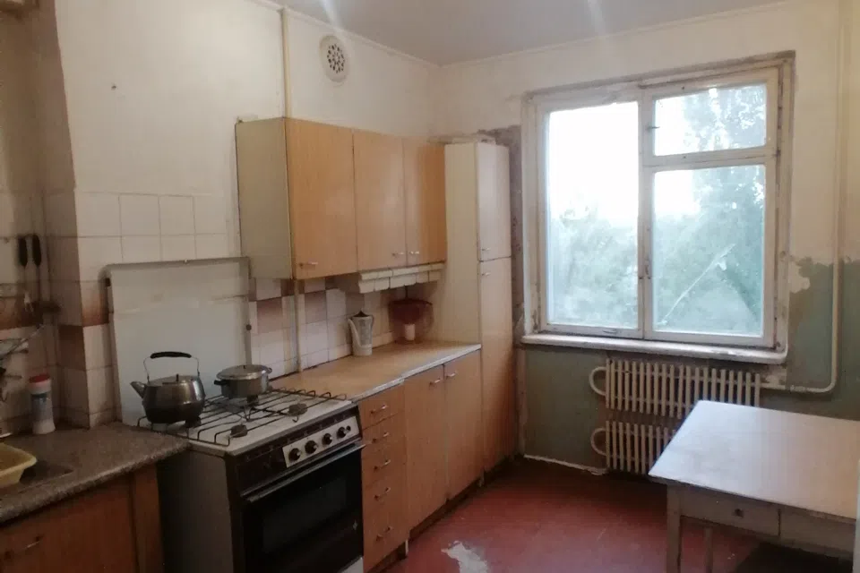 Продаётся 4-комнатная квартира, 87 м²