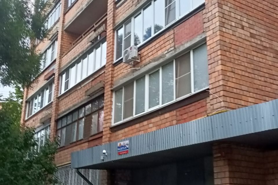 Продаётся 1-комнатная квартира, 37.1 м²