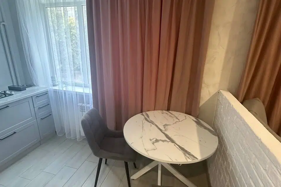 Сдаётся 1-комнатная квартира, 35 м²