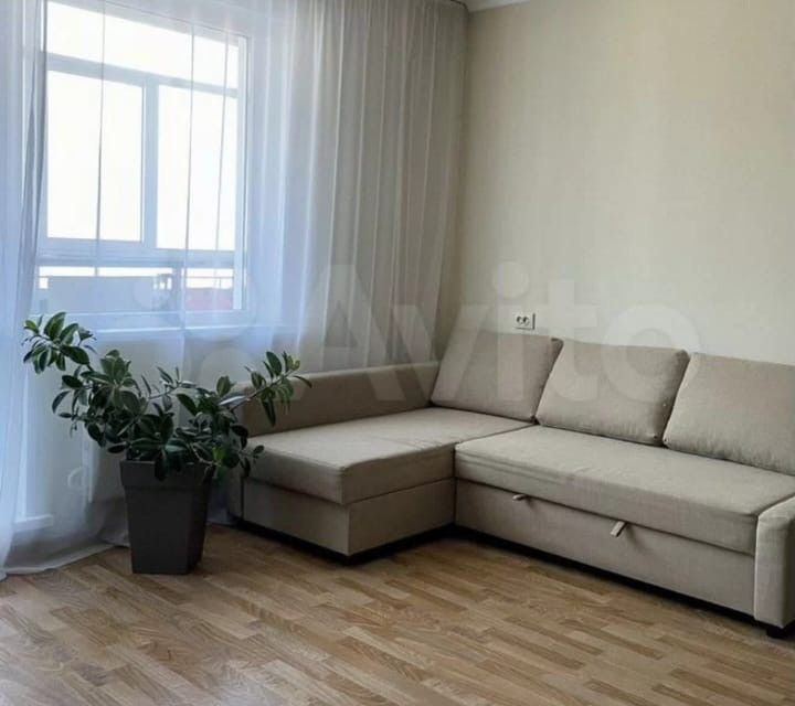 Продаётся 3-комнатная квартира, 70.6 м²