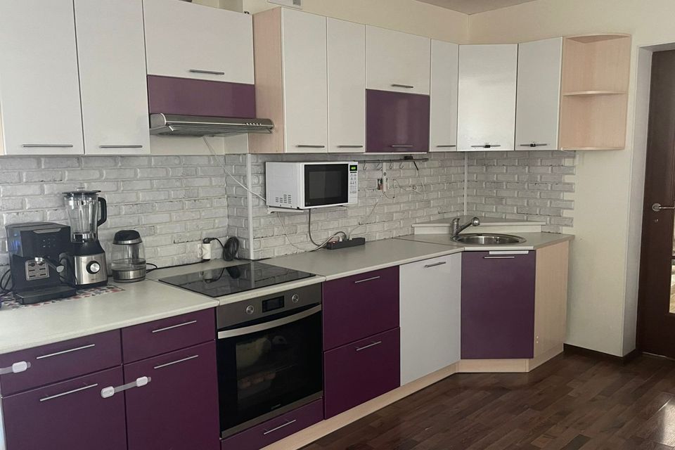 Продаётся 3-комнатная квартира, 115 м²