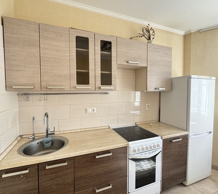 Продаётся 1-комнатная квартира, 37.2 м²