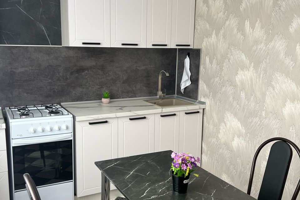 Продаётся 1-комнатная квартира, 37 м²