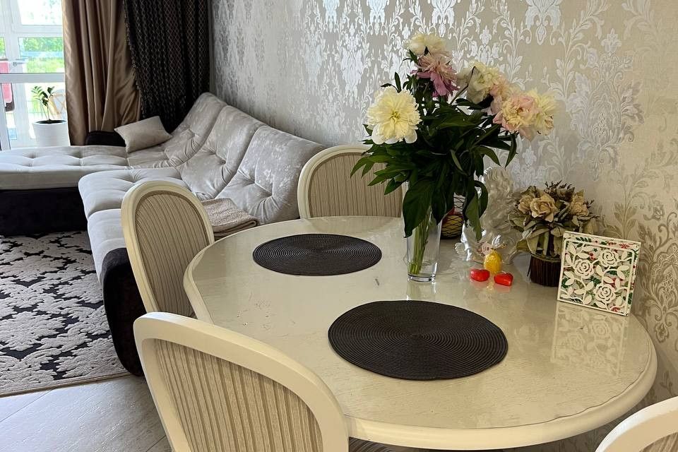 Продаётся 3-комнатная квартира, 95 м²