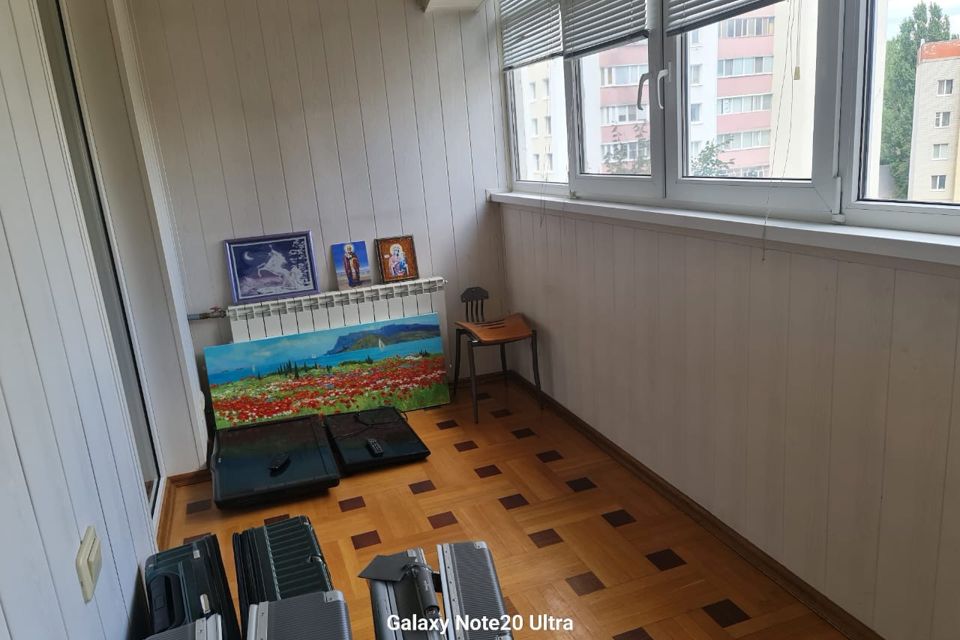 Продаётся 4-комнатная квартира, 118 м²