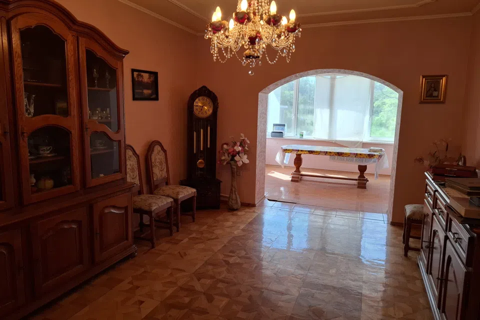 Продаётся 2-этажный дом, 268.8 м²
