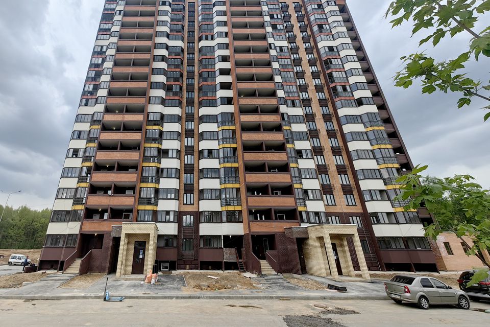 Продаётся 1-комнатная квартира, 42.23 м²
