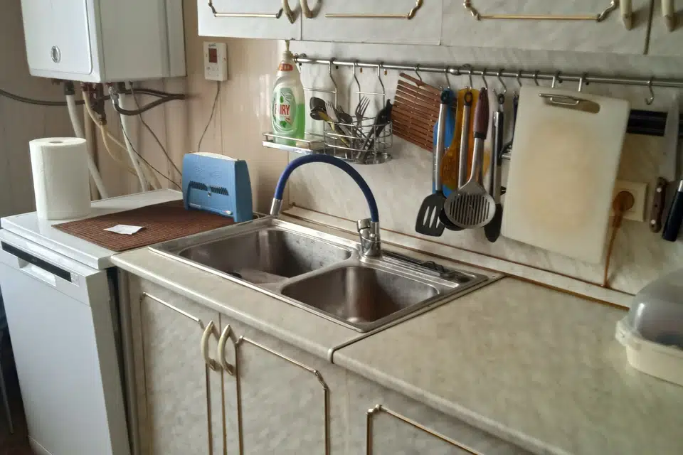 Продаётся 3-комнатная квартира, 126.4 м²