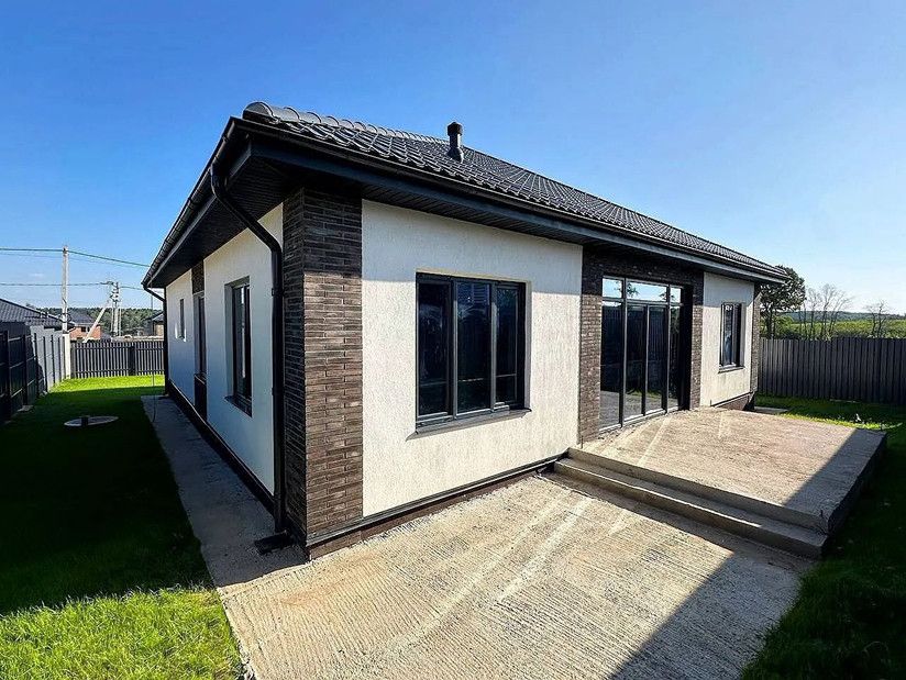 Продаётся 1-этажный дом, 107 м²