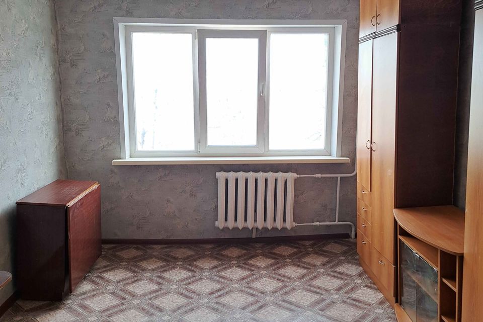 Продаётся комната в 4-комн. квартире, 14 м²