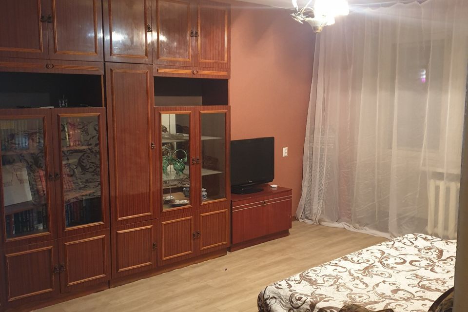 Продаётся 4-комнатная квартира, 72 м²