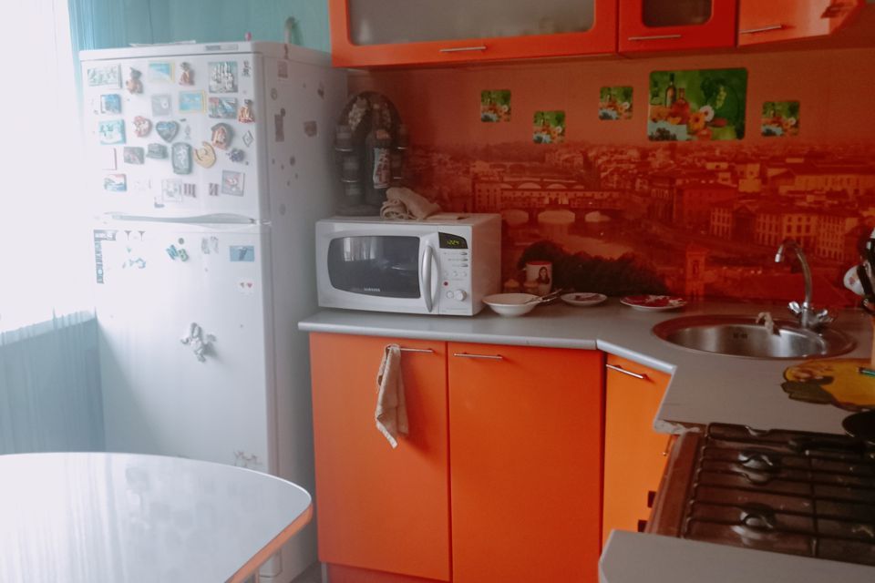Продаётся 3-комнатная квартира, 62 м²
