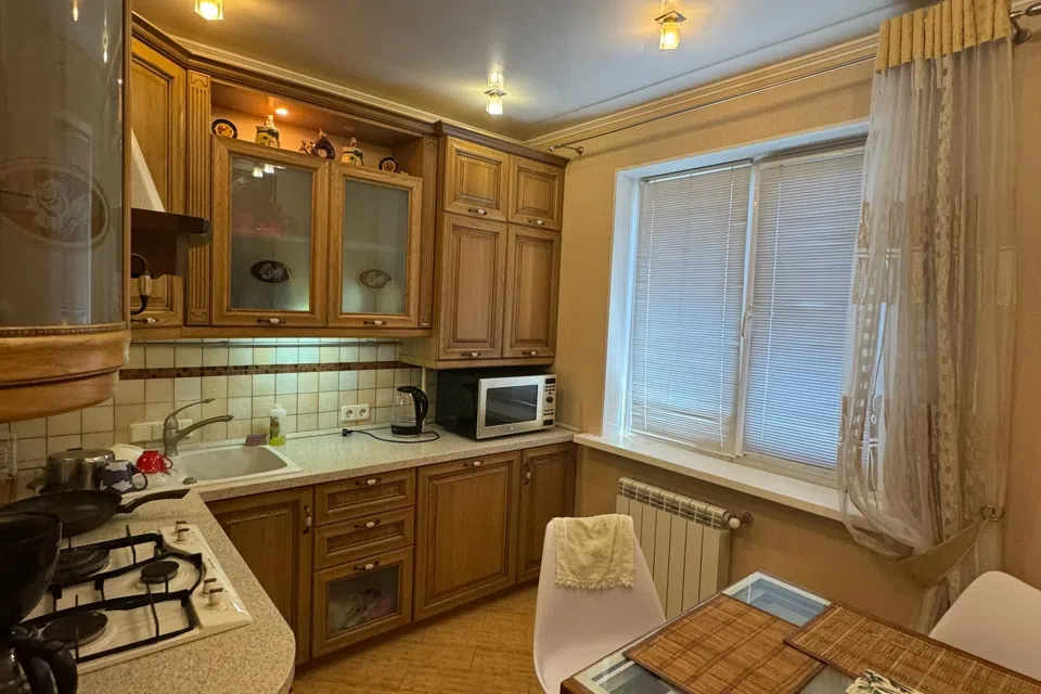Продаётся 2-комнатная квартира, 54.8 м²