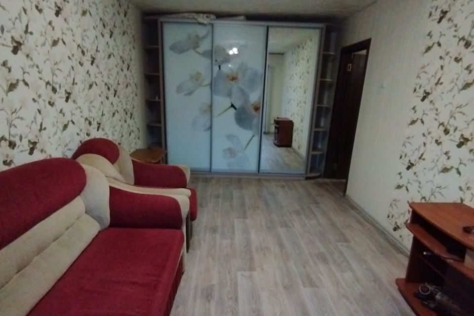 Продаётся 2-комнатная квартира, 43.7 м²