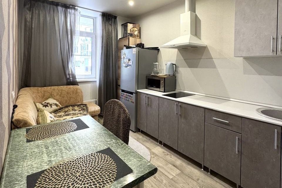 Продаётся 1-комнатная квартира, 41 м²