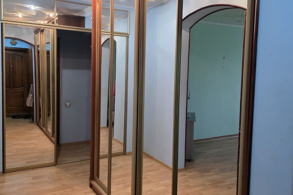 Продаётся 3-комнатная квартира, 70 м²