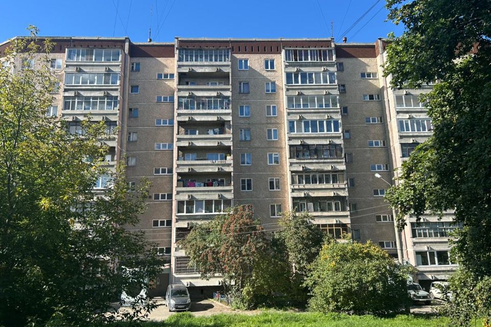 Продаётся комната в 4-комн. квартире, 14 м²
