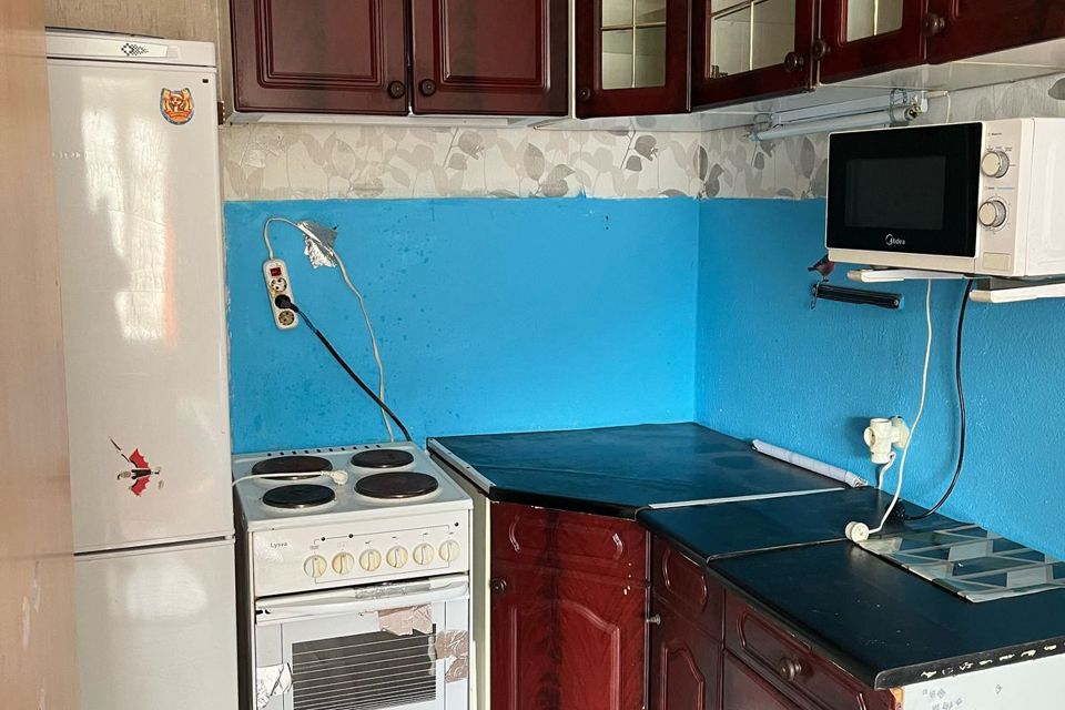 Продаётся комната в 3-комн. квартире, 17.7 м²