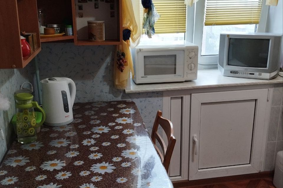 Продаётся 3-комнатная квартира, 59.9 м²