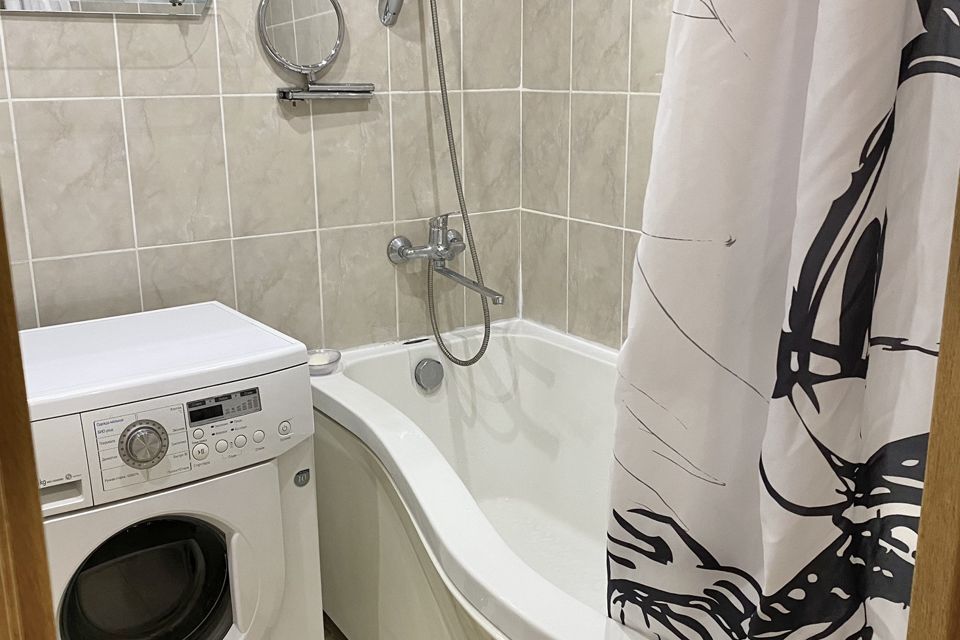 Продаётся 3-комнатная квартира, 57.6 м²