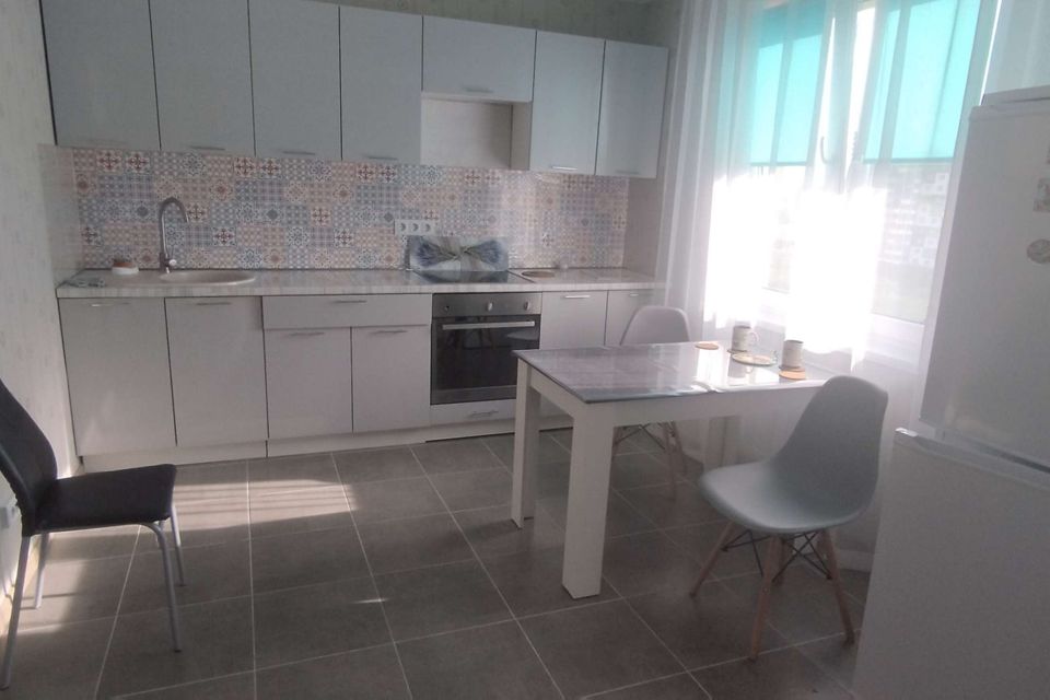 Сдаётся 2-комнатная квартира, 60 м²
