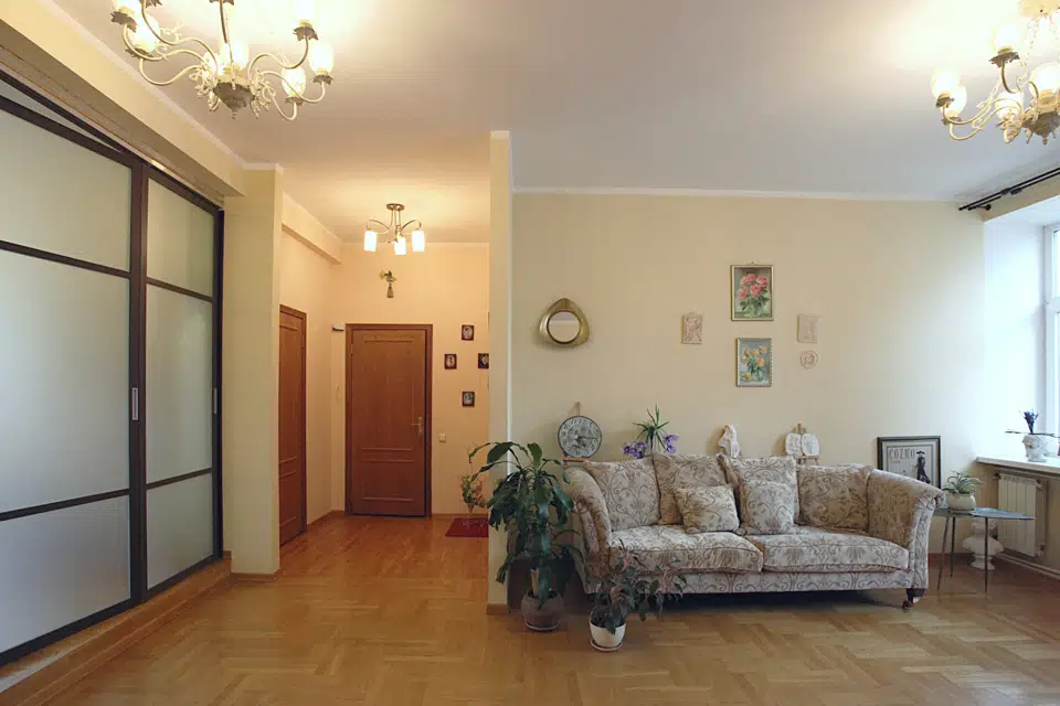 Продаётся 4-комнатная квартира, 90.1 м²