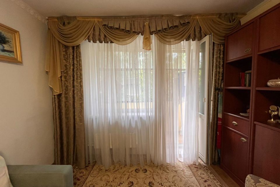 Продаётся 1-комнатная квартира, 38 м²