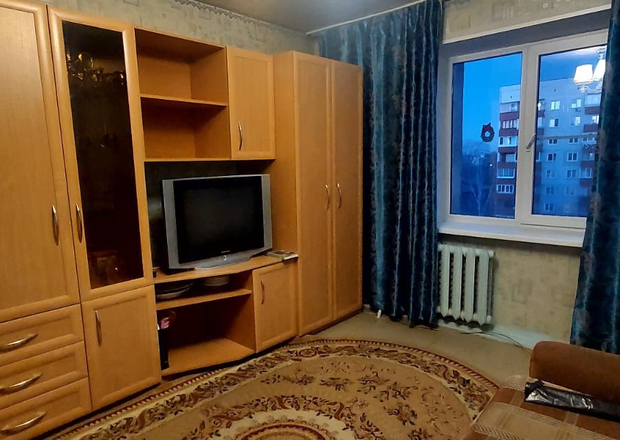 Продаётся 2 комнаты в 4-комн. квартире, 30.2 м²