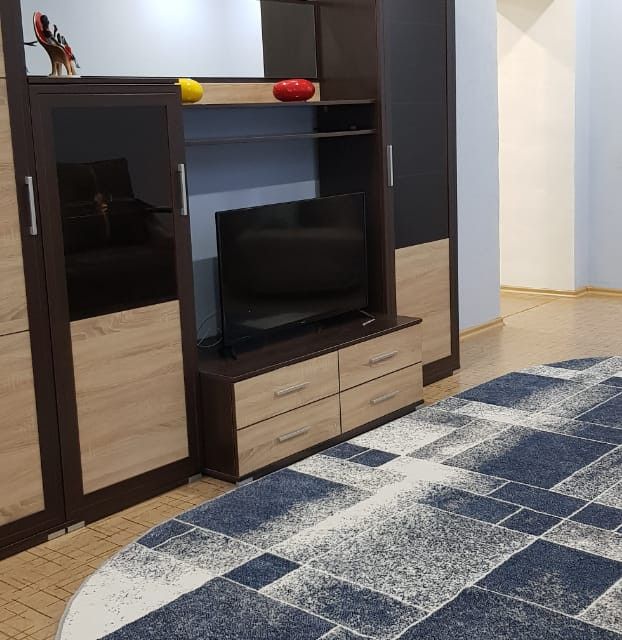 Сдаётся 1-комнатная квартира, 60 м²