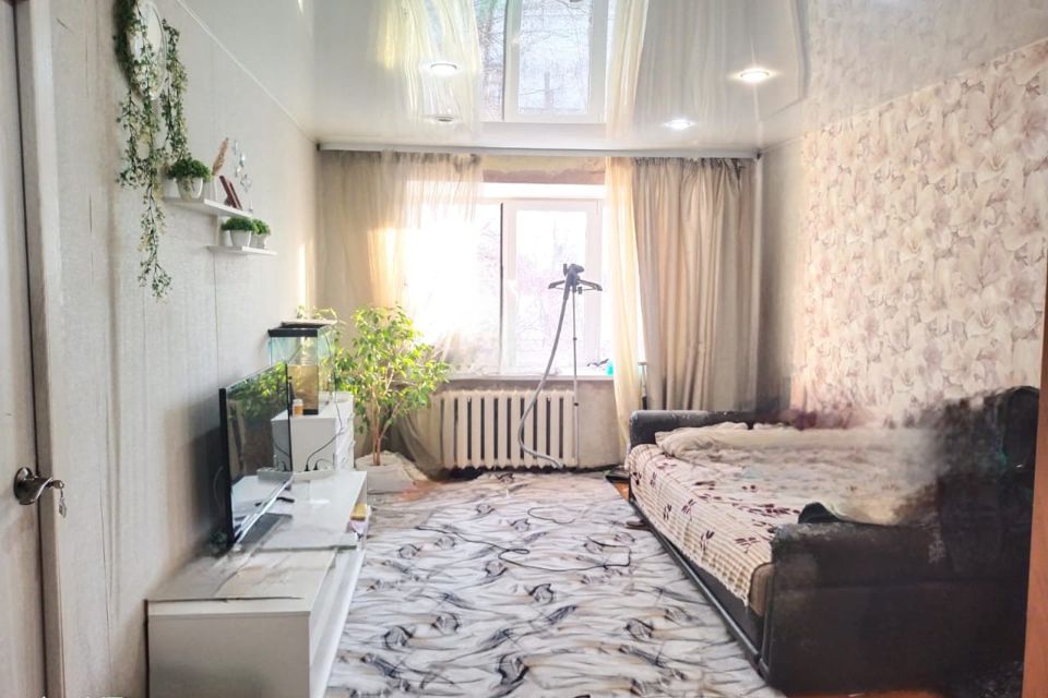 Продаётся 3-комнатная квартира, 60.8 м²