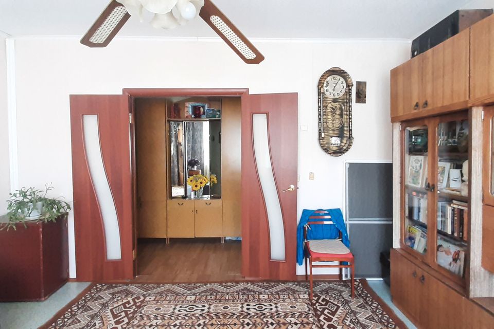 Продаётся 4-комнатная квартира, 82 м²
