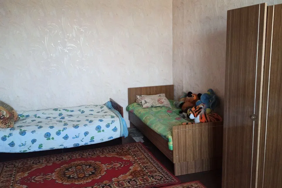 Продаётся 4-комнатная квартира, 81 м²