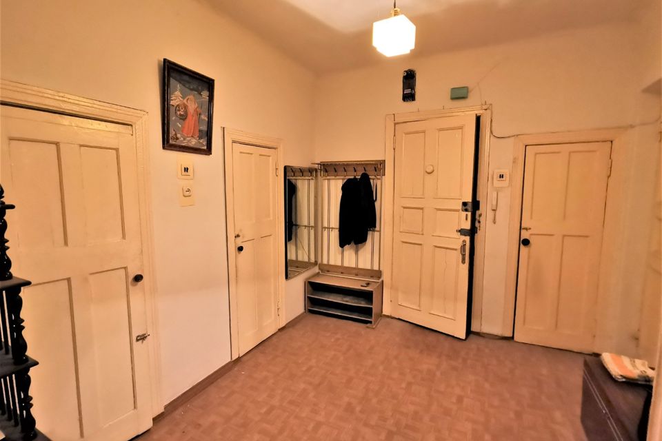 Продаётся 2-комнатная квартира, 56.4 м²
