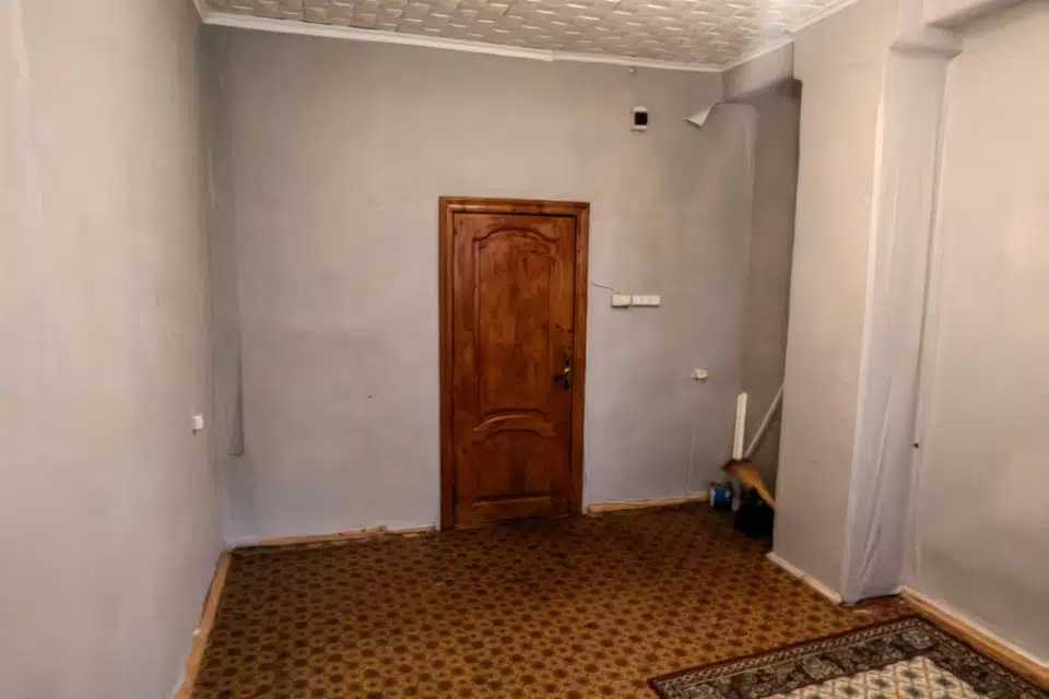 Продаётся комната в 4-комн. квартире, 15.5 м²