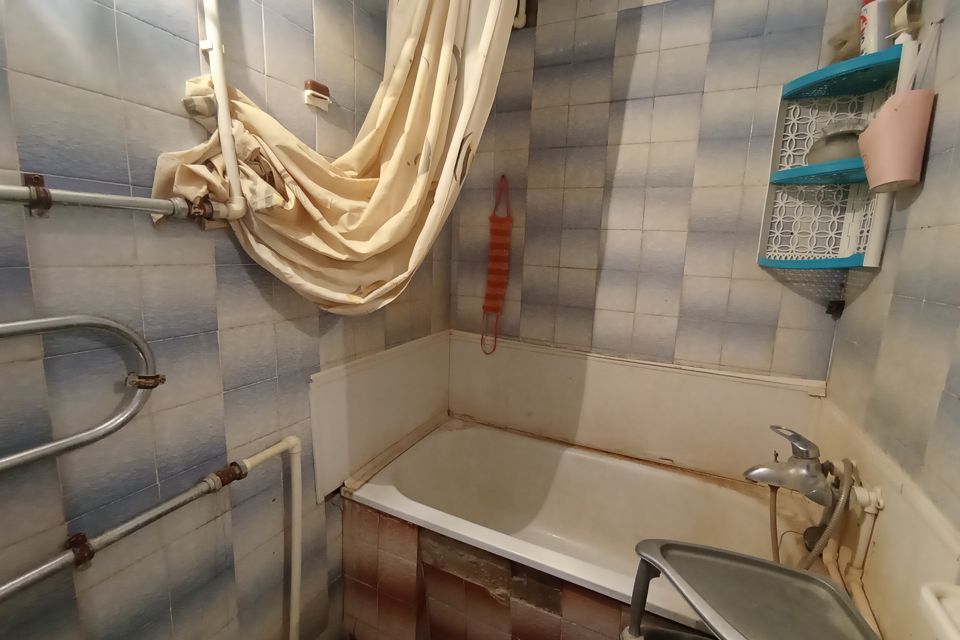 Продаётся 3-комнатная квартира, 61.4 м²