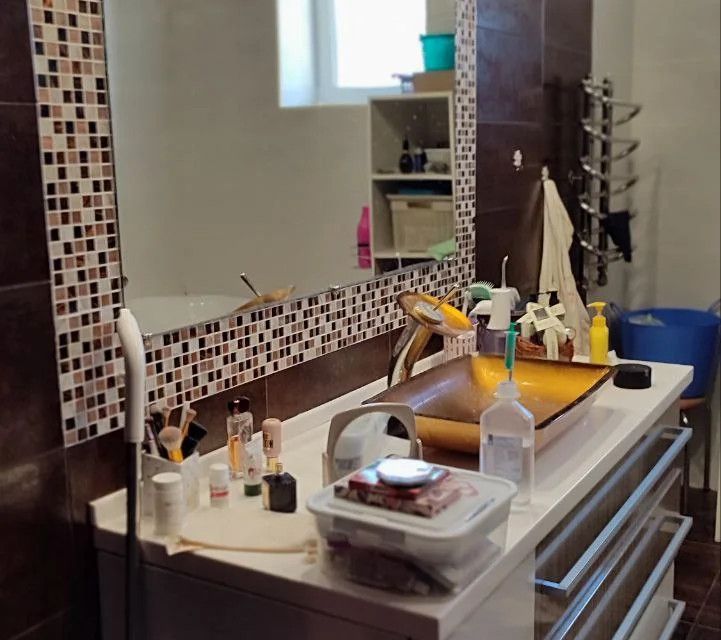 Продаётся таунхаус, 2-эт., 160 м²