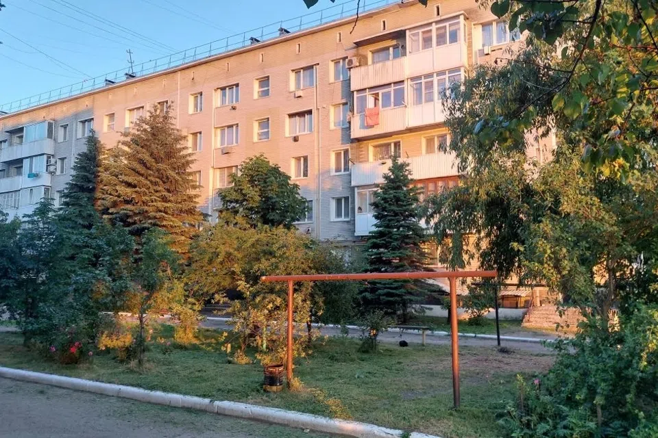 Продаётся 4-комнатная квартира, 66.2 м²