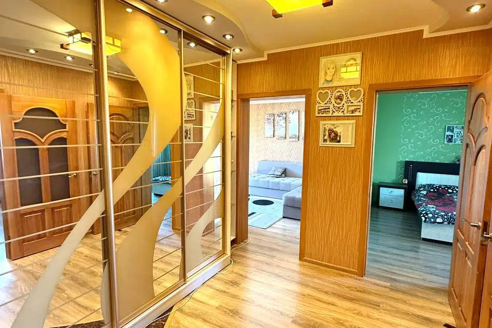 Продаётся 3-комнатная квартира, 73 м²