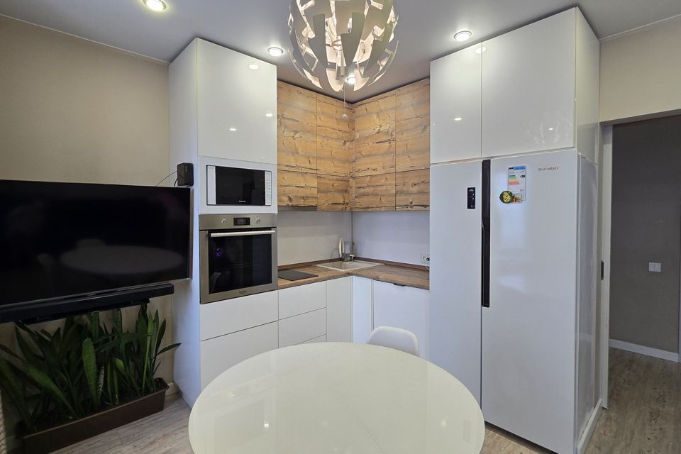 Продаётся 2-комнатная квартира, 61.7 м²